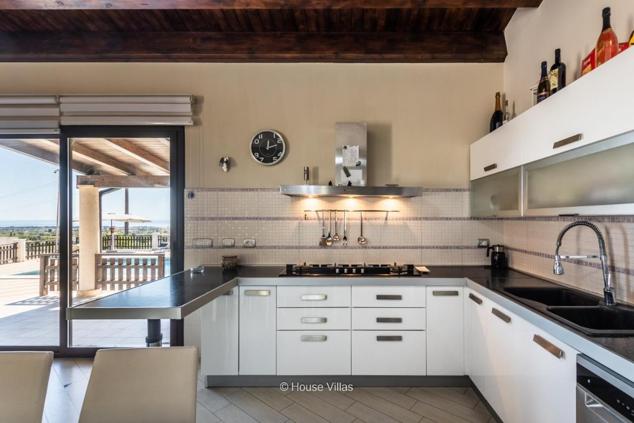 אבולה House&Villas - Villa Zora מראה חיצוני תמונה