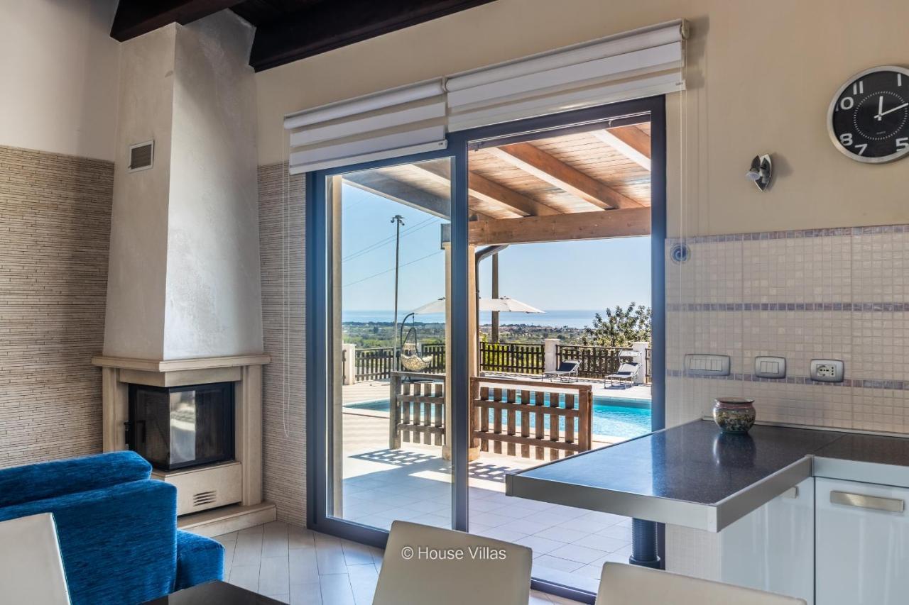 אבולה House&Villas - Villa Zora מראה חיצוני תמונה