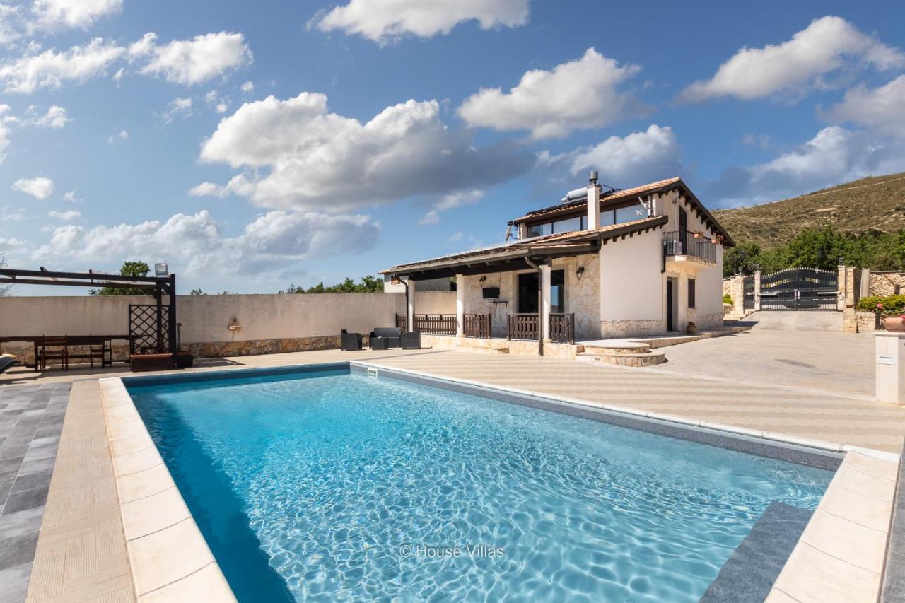 אבולה House&Villas - Villa Zora מראה חיצוני תמונה